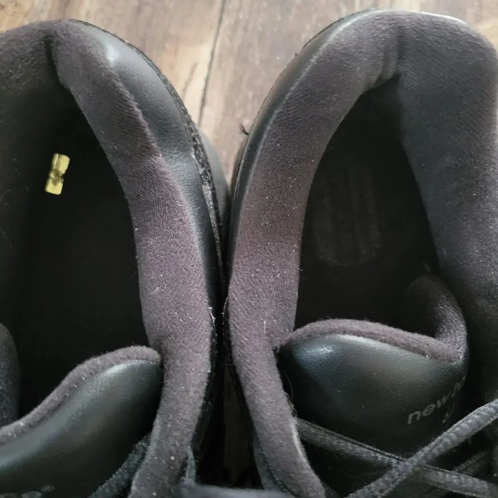New Balance 577 Black Leather Walking Shoes